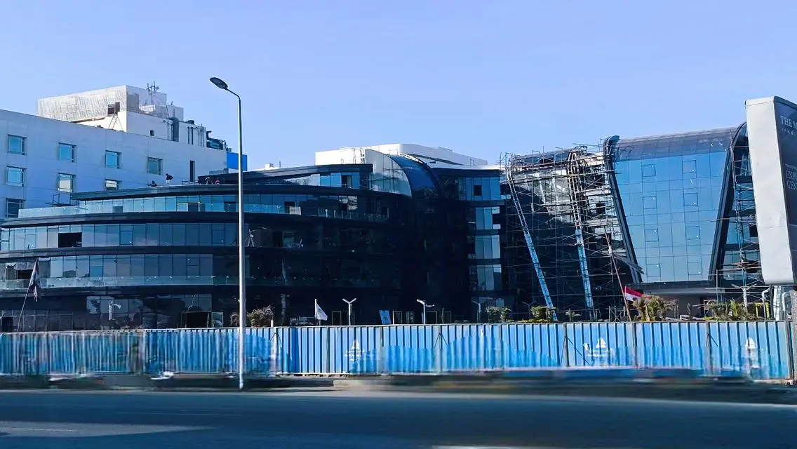 Modern Property for Sale: 300 Square Meters