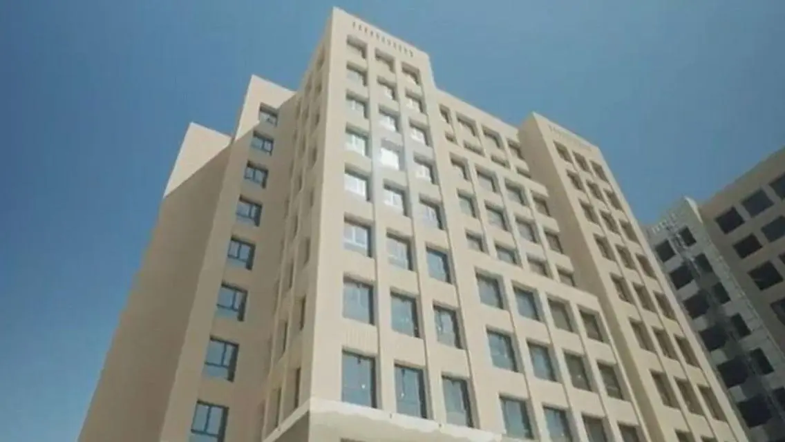 شقة مميزة بـ205 متر بالإطلالة على البحيرة