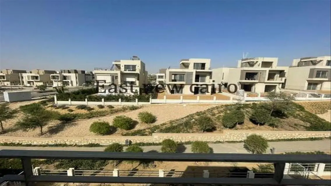 Luxury Villa for Sale with Private Garden and Pool