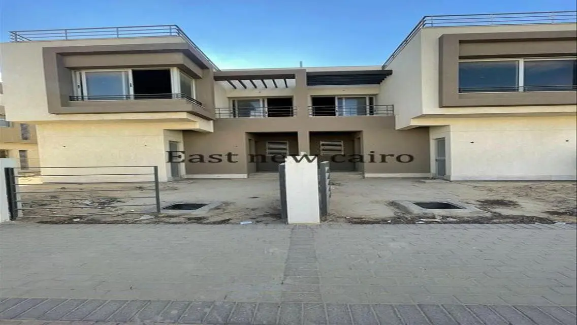 Luxury Villa for Sale with Private Garden and Pool
