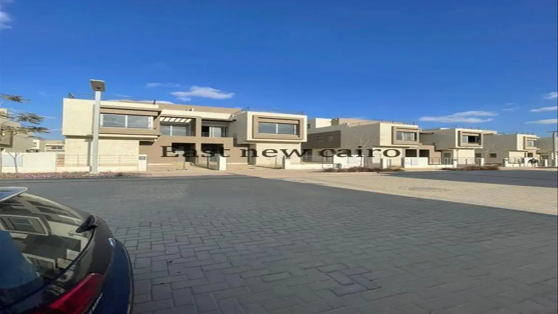 Luxury Villa for Sale with Private Garden and Pool