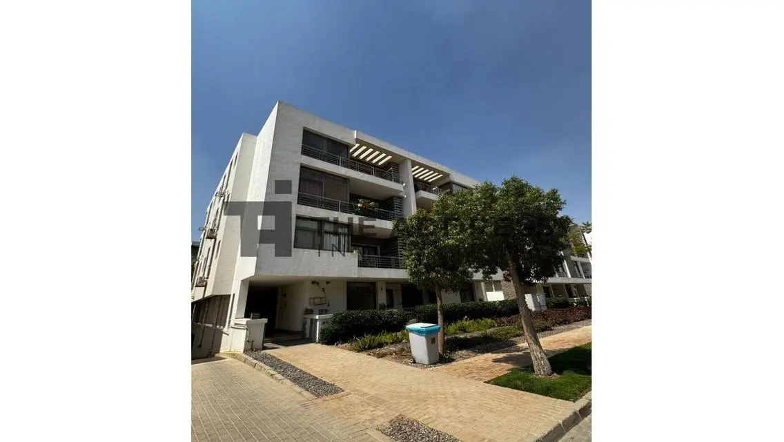 Luxury Villa with Spacious Design for Sale