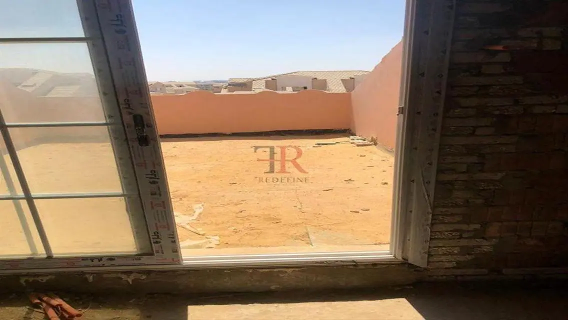 فيلا فاخرة للبيع بحي راقي