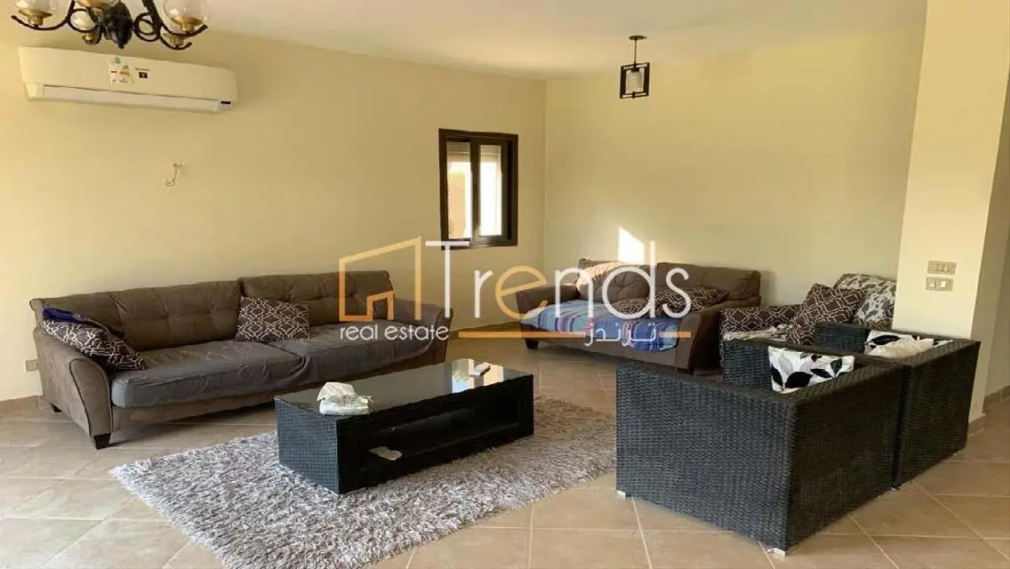 Stunning Villa with Private Pool and Garden