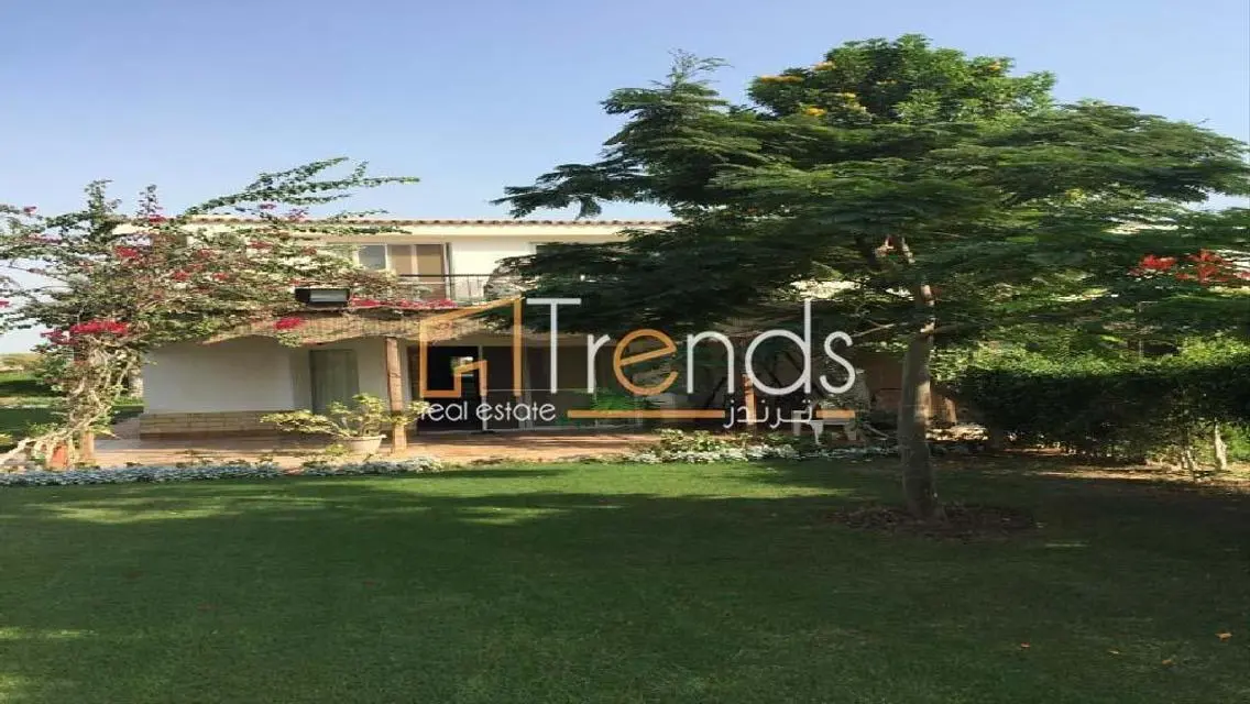 Luxury Villa with Private Garden and Shared Pool
