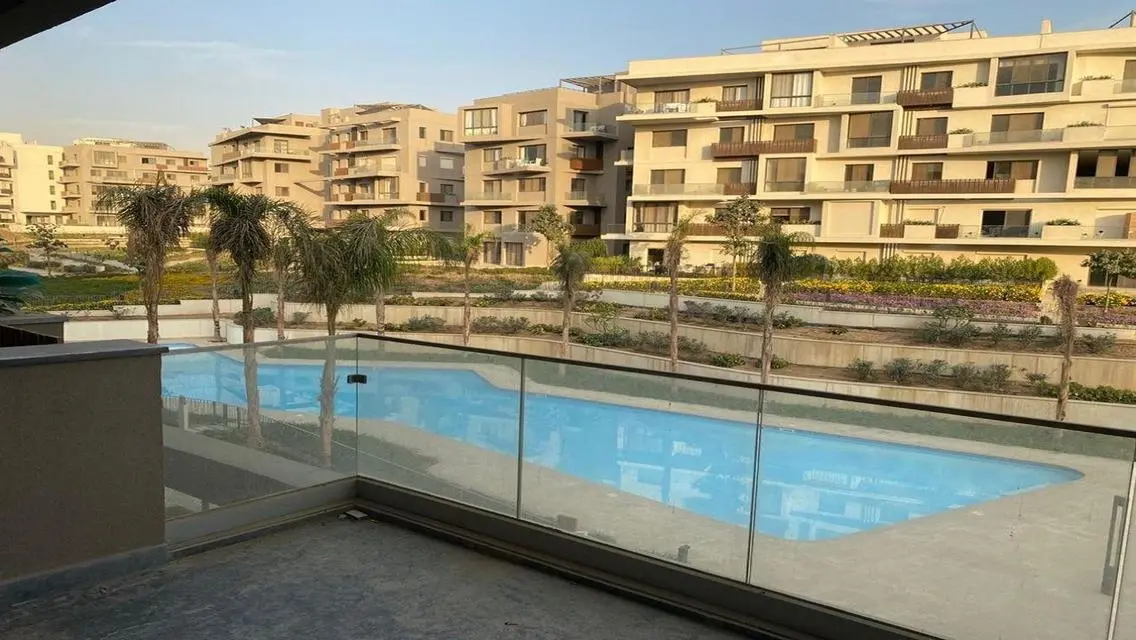 Luxury Apartment for Sale with 400 sqm of Amenities