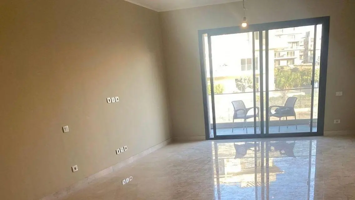 Luxury Apartment for Sale with 400 sqm of Amenities