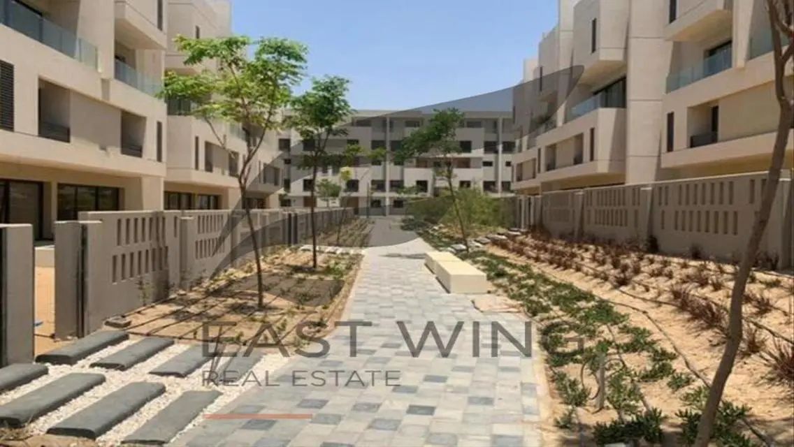 Apartment for Sale with Amenities in Madinaty