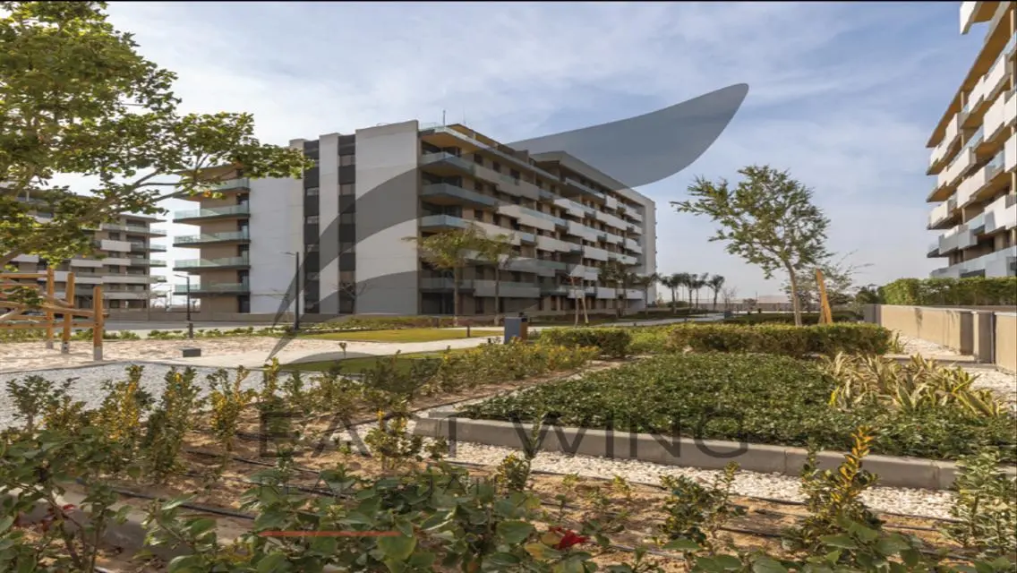 Apartment for Sale with Amenities in Madinaty