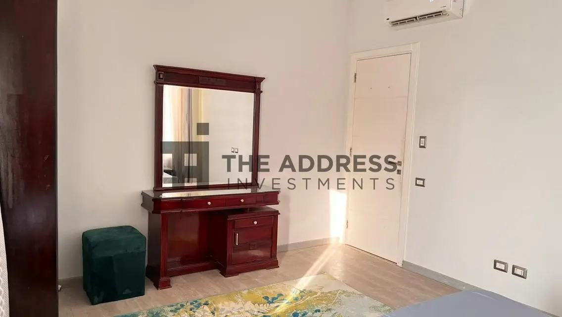 Luxurious Villa in Village Gate - New Cairo