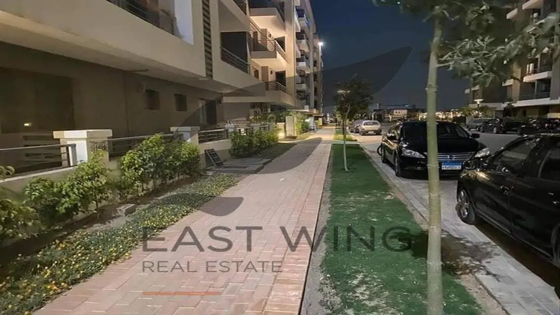 Stunning Apartment in Lake Park at an Attractive Price