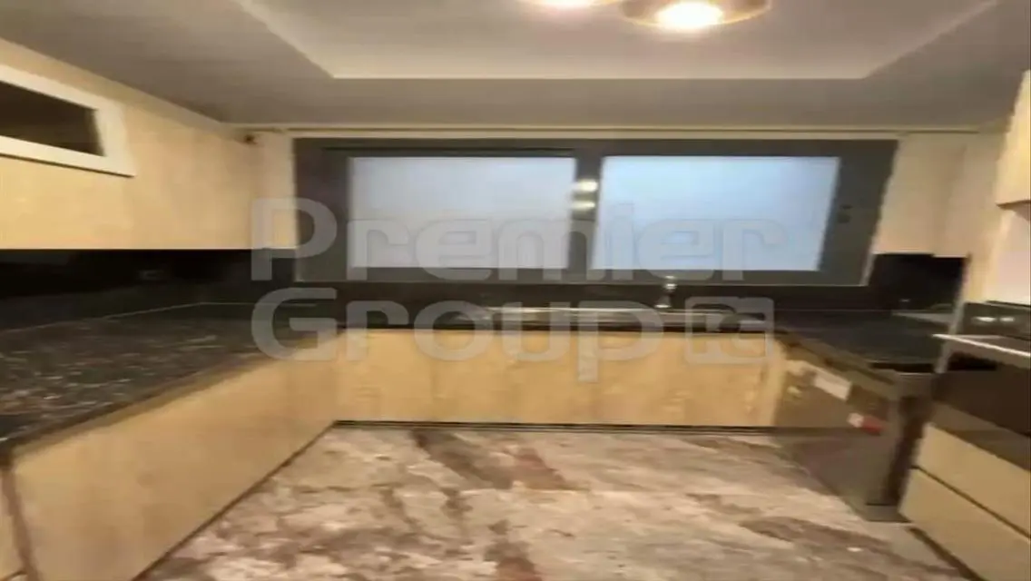 Stunning Apartment with Great Amenities in the City Center