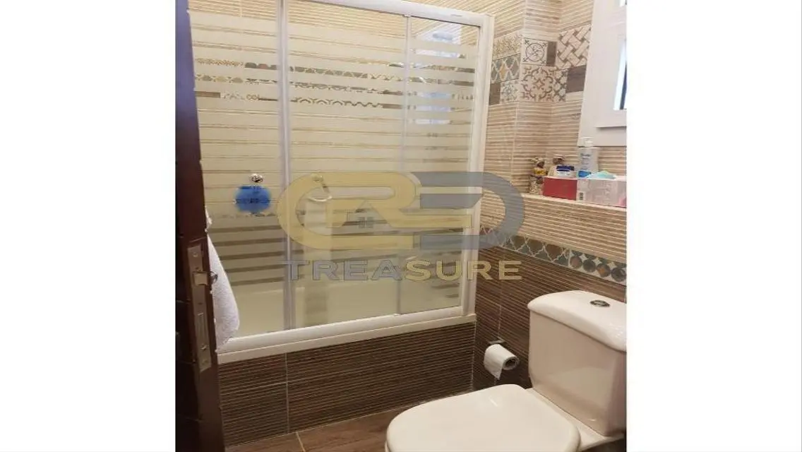 شقة فاخرة متاحة للبيع في كود CS1208