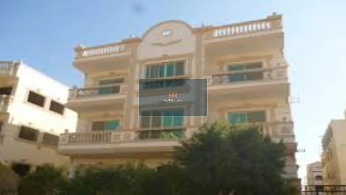 شقة فاخرة للبيع في قلب المدينة