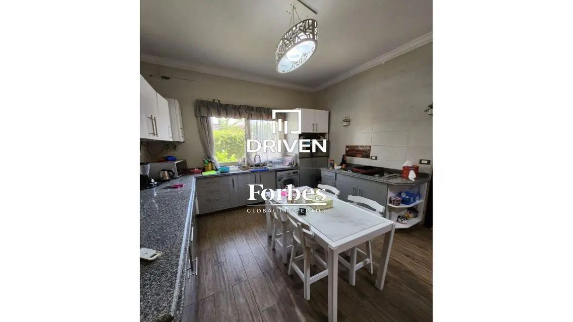 Luxury Apartment for Sale in the Heart of the City