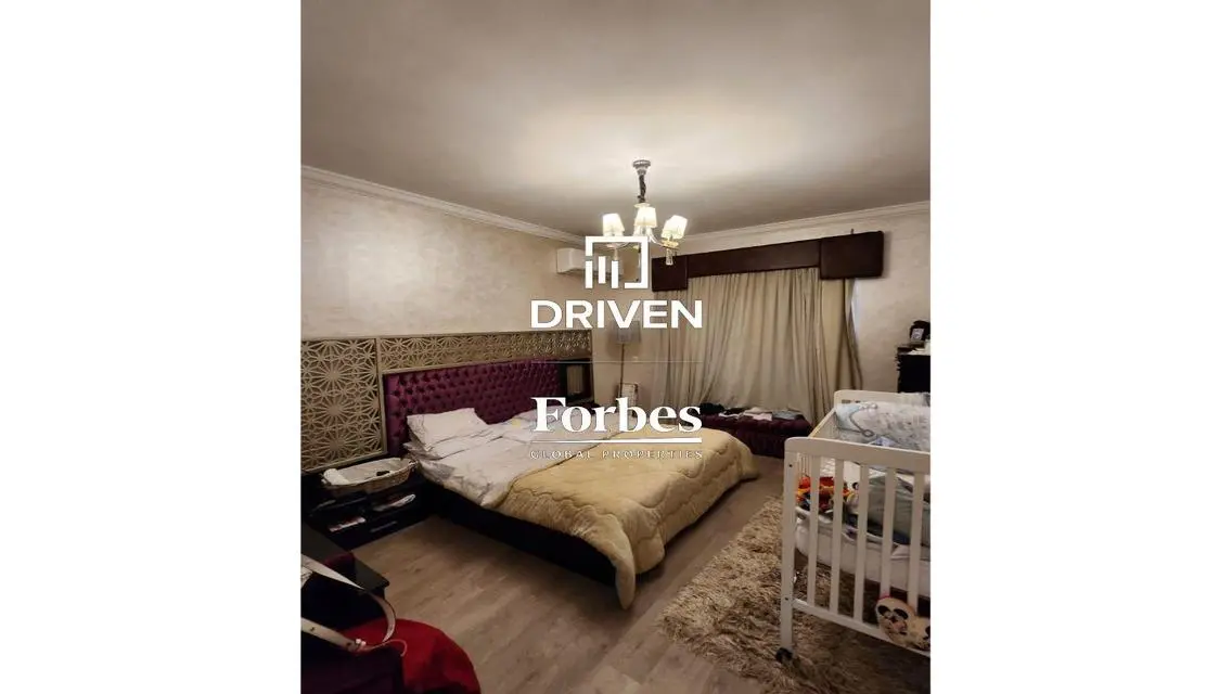 Luxury Apartment for Sale in the Heart of the City