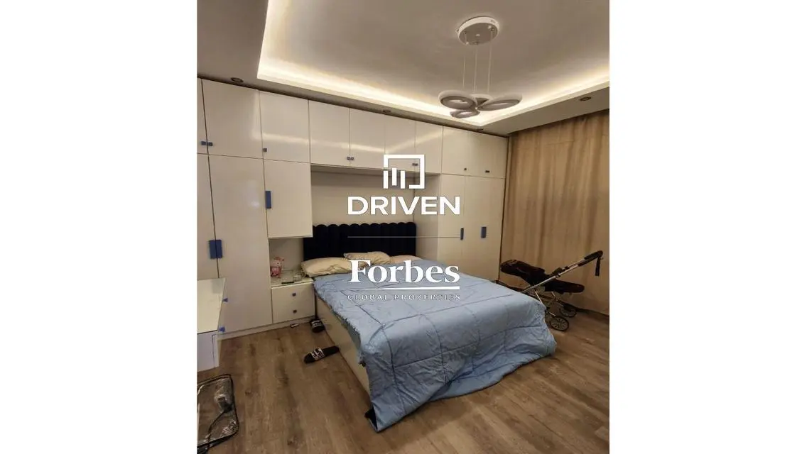 Luxury Apartment for Sale in the Heart of the City