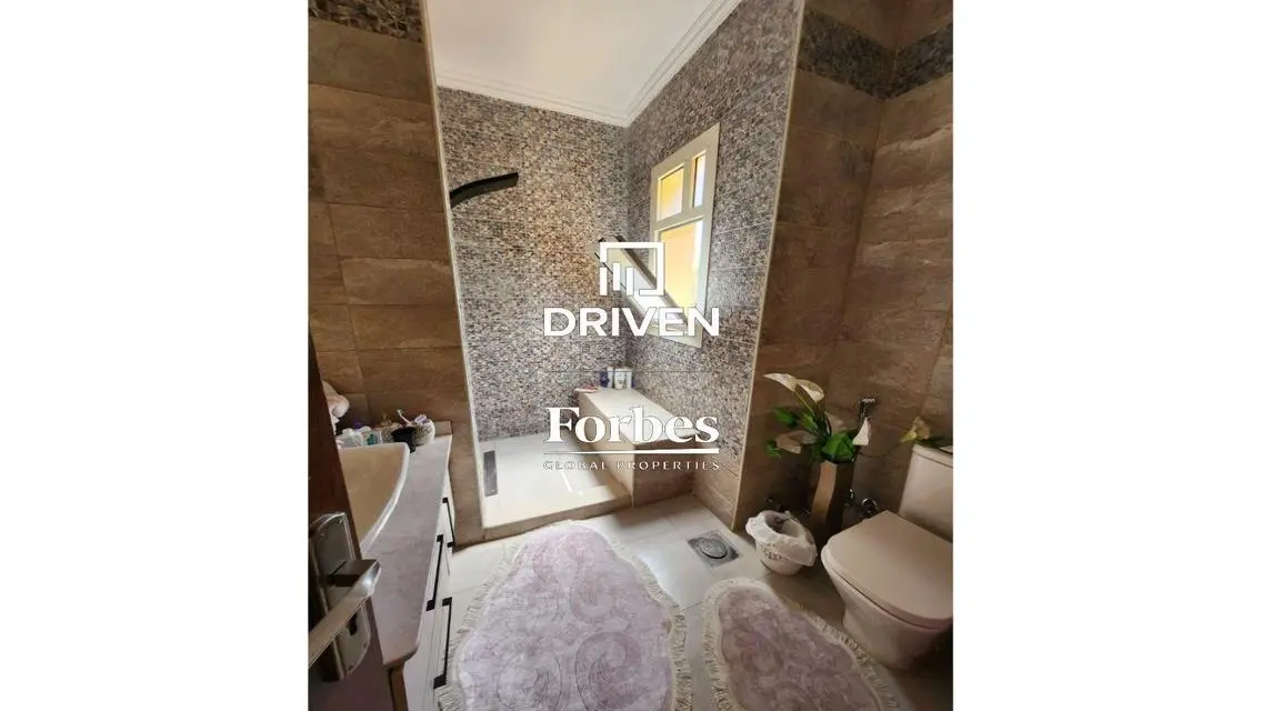 Luxury Apartment for Sale in the Heart of the City
