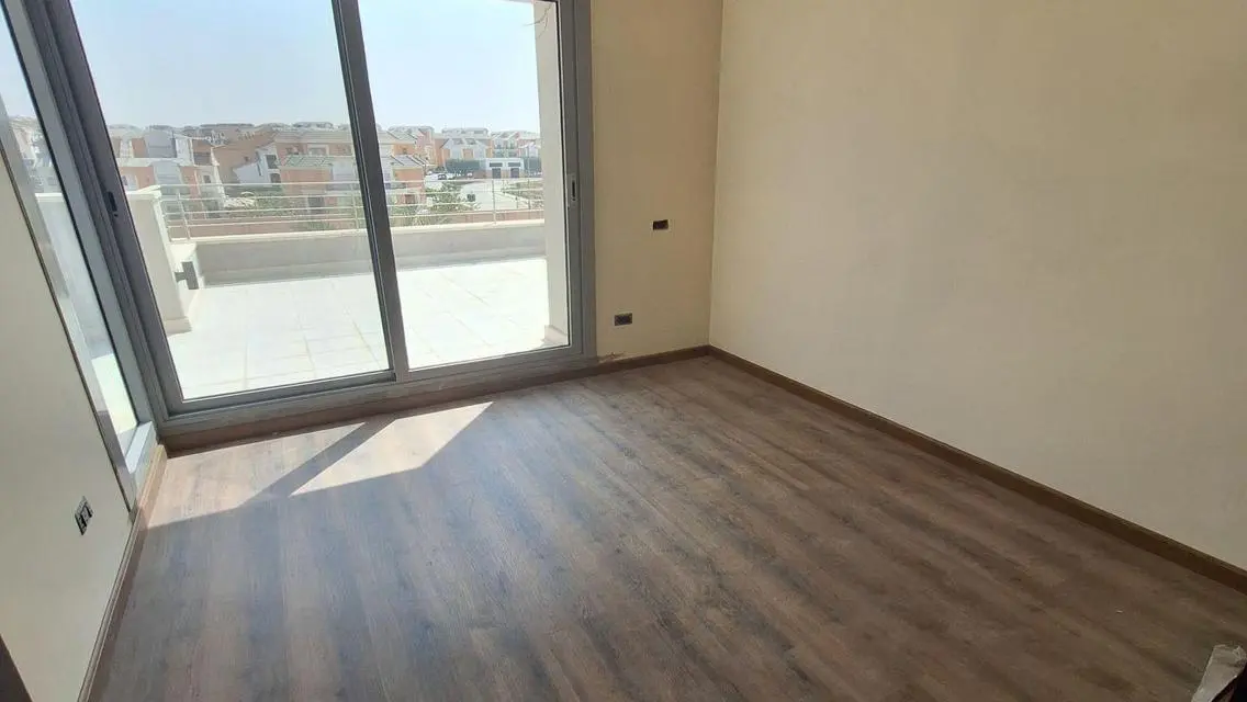 شقة فاخرة بمساحة 405 متر في UP City