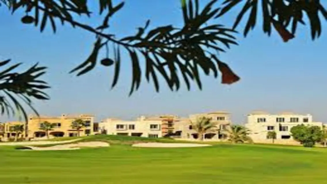 Stunning Golf Views in Palm Hills