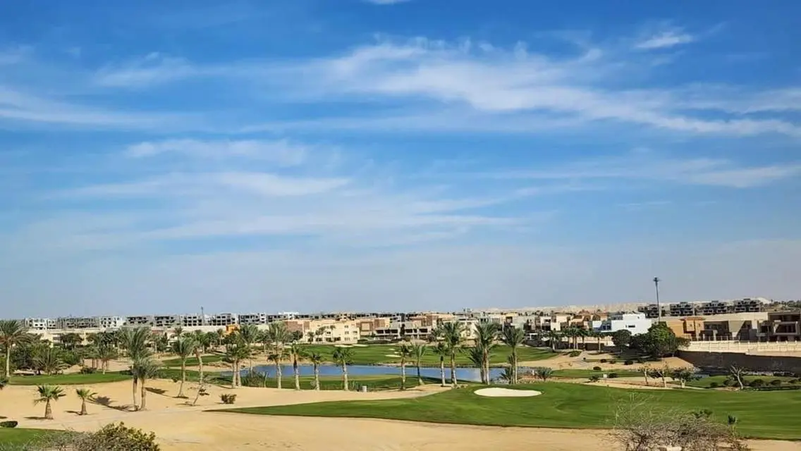 Stunning Golf Views in Palm Hills