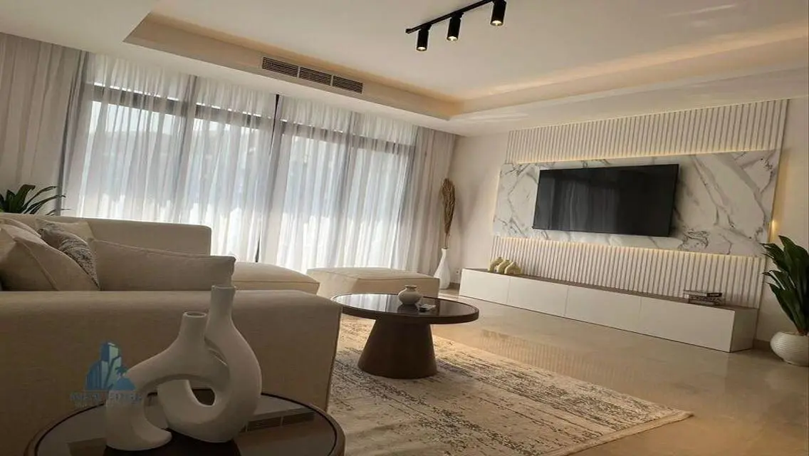 Stunning Apartment with Full Amenities in a Prime Location