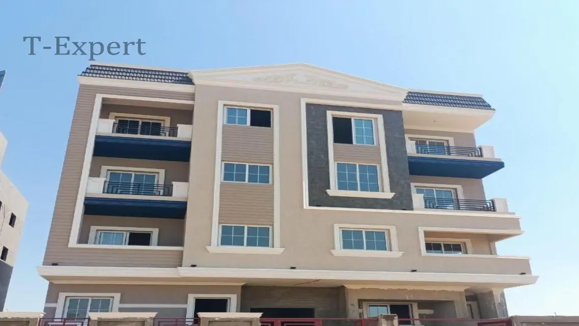 Luxury Property with Private Garden and Security Guard