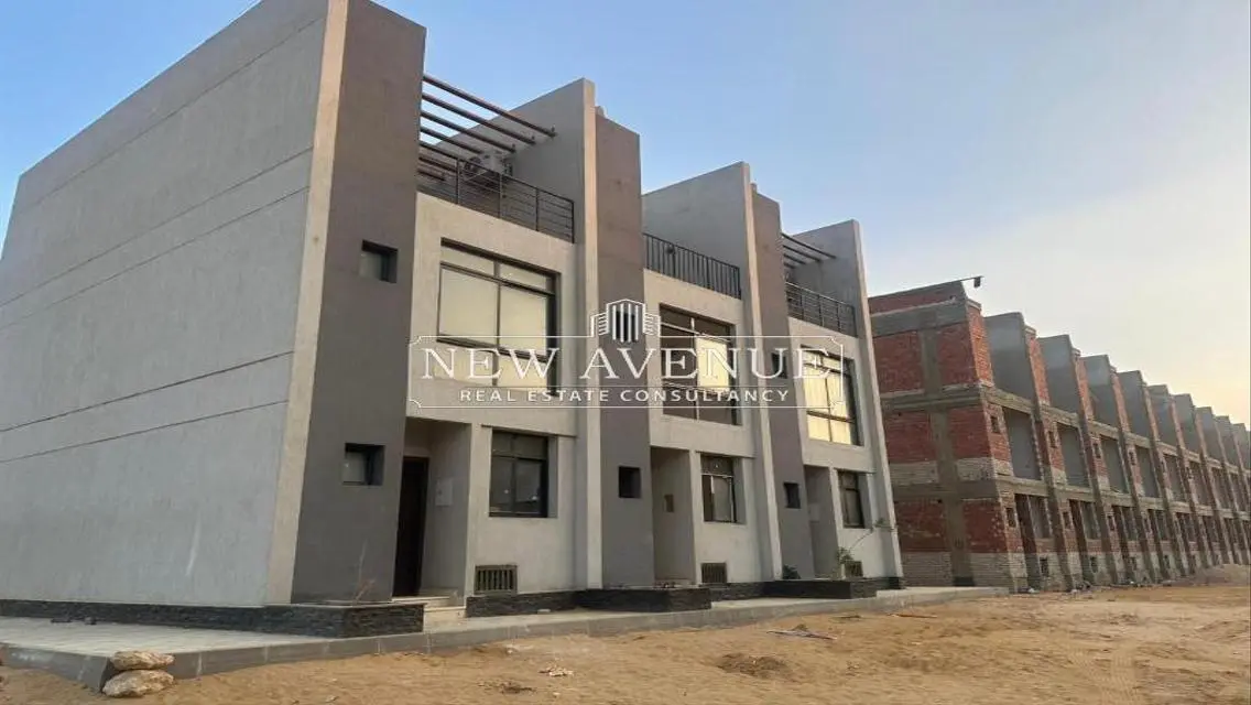 شقة فاخرة للبيع بمساحة متر ومرافق مميزة