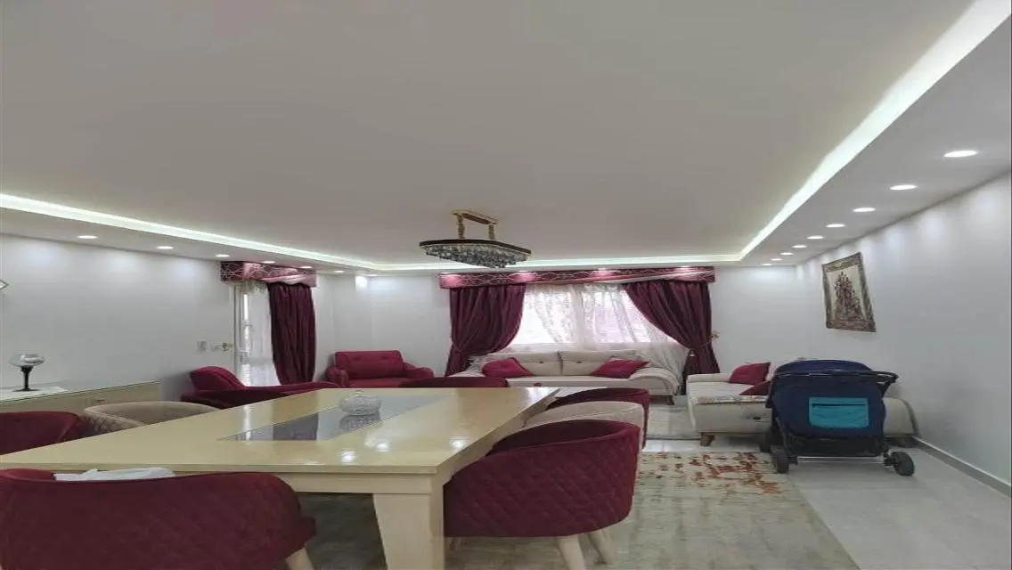 شقة فاخرة للبيع في بلك B10