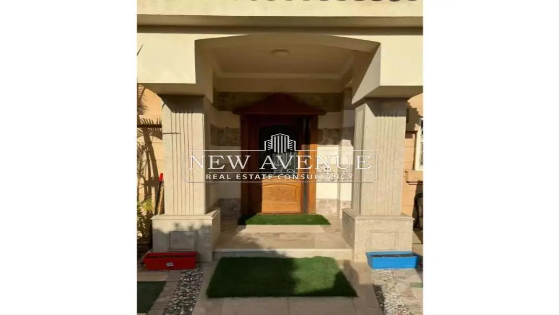 Luxurious Villa with Private Garden for Sale