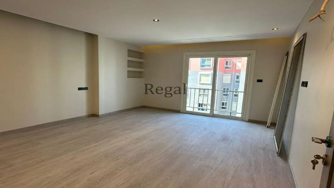 Exclusive Apartment in Amorada - New Cairo