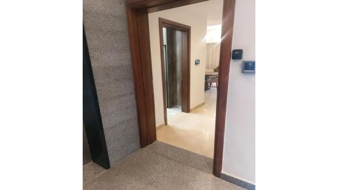 Luxurious Apartment with Balcony and Shared Pool