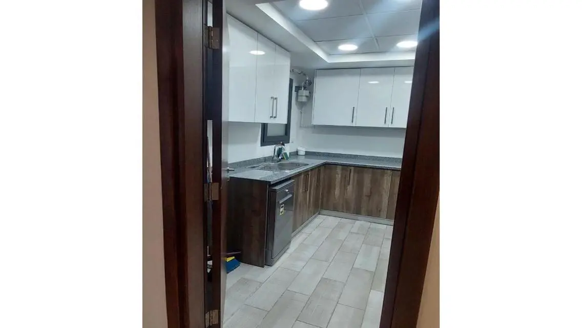 Luxurious Apartment with Balcony and Shared Pool