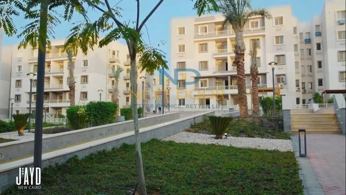 Luxurious Apartment with Spacious Balcony