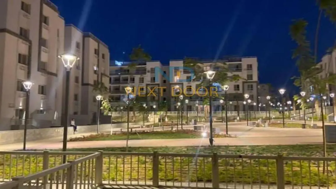 Luxurious Apartment with Spacious Balcony
