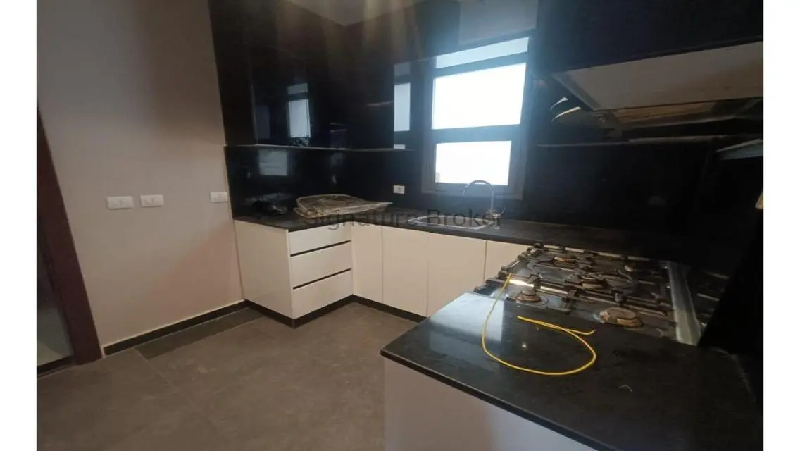 Luxury Apartment for Sale - 191 sqm - 3 Bedrooms - 58000 EGP