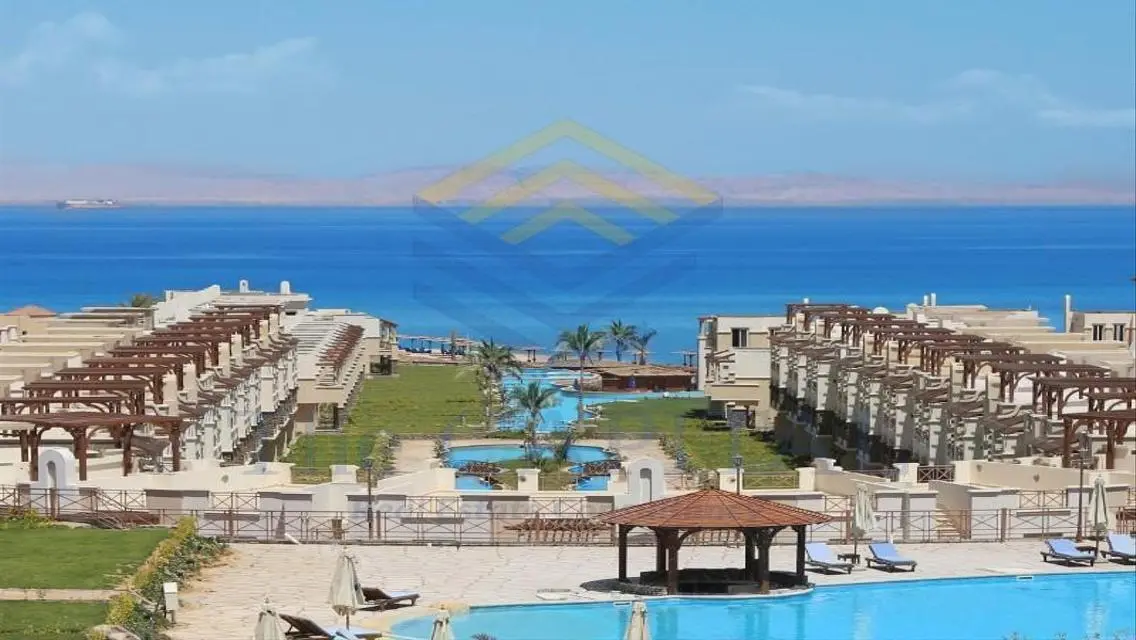 شقة فاخرة للبيع مع إطلالات خلابة