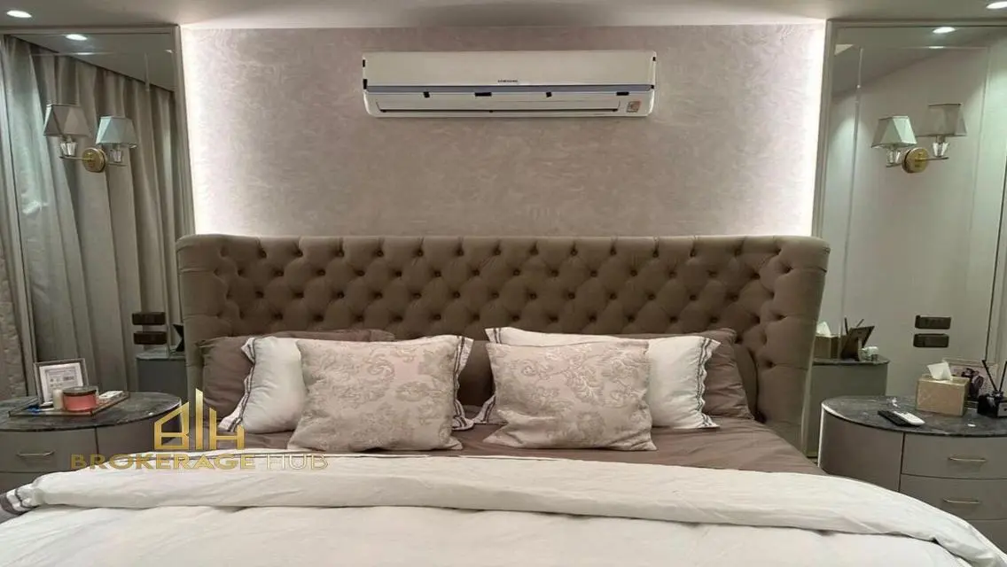 Luxury Apartment in Prime Location with Stunning Views