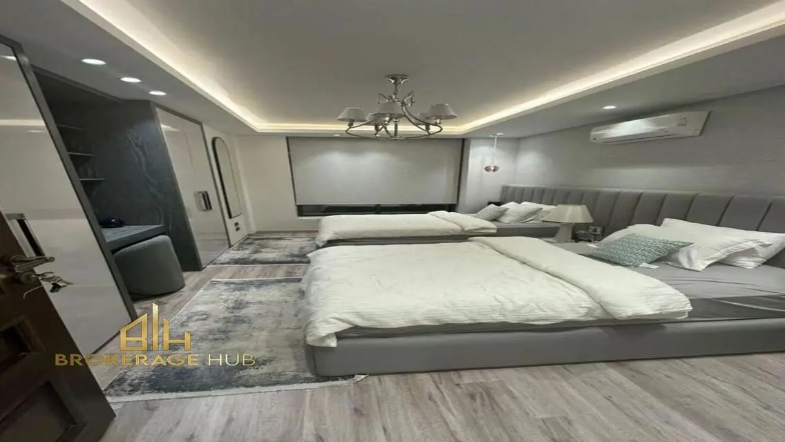 Luxury Apartment in Prime Location with Stunning Views