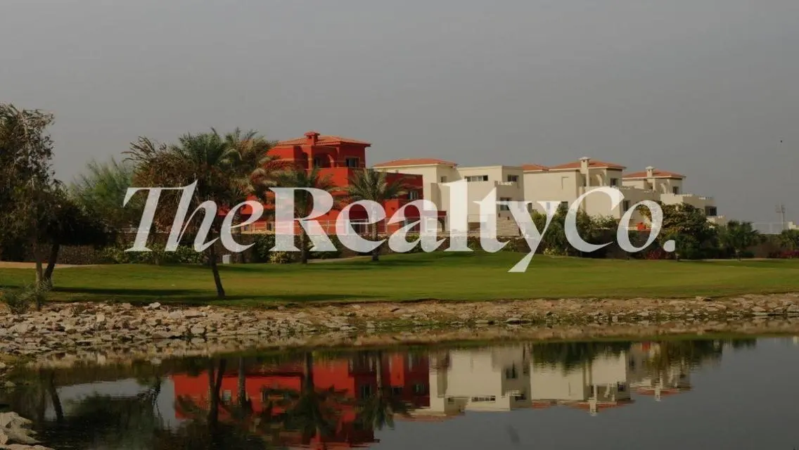 Stylish Twin House in Palm Hills – Golf View