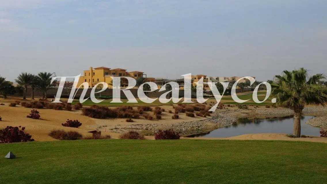 Stylish Twin House in Palm Hills – Golf View