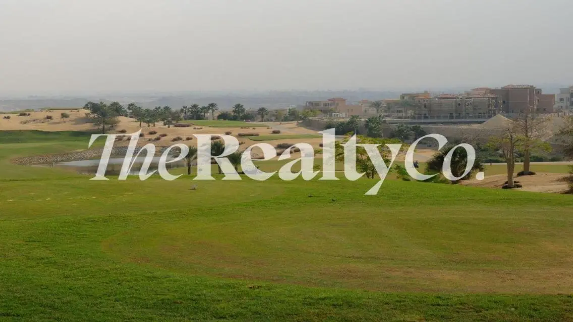Stylish Twin House in Palm Hills – Golf View