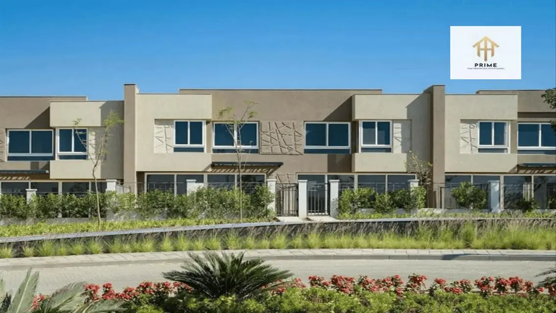 Luxurious Villa with 40 sqm Private Garden and Pool