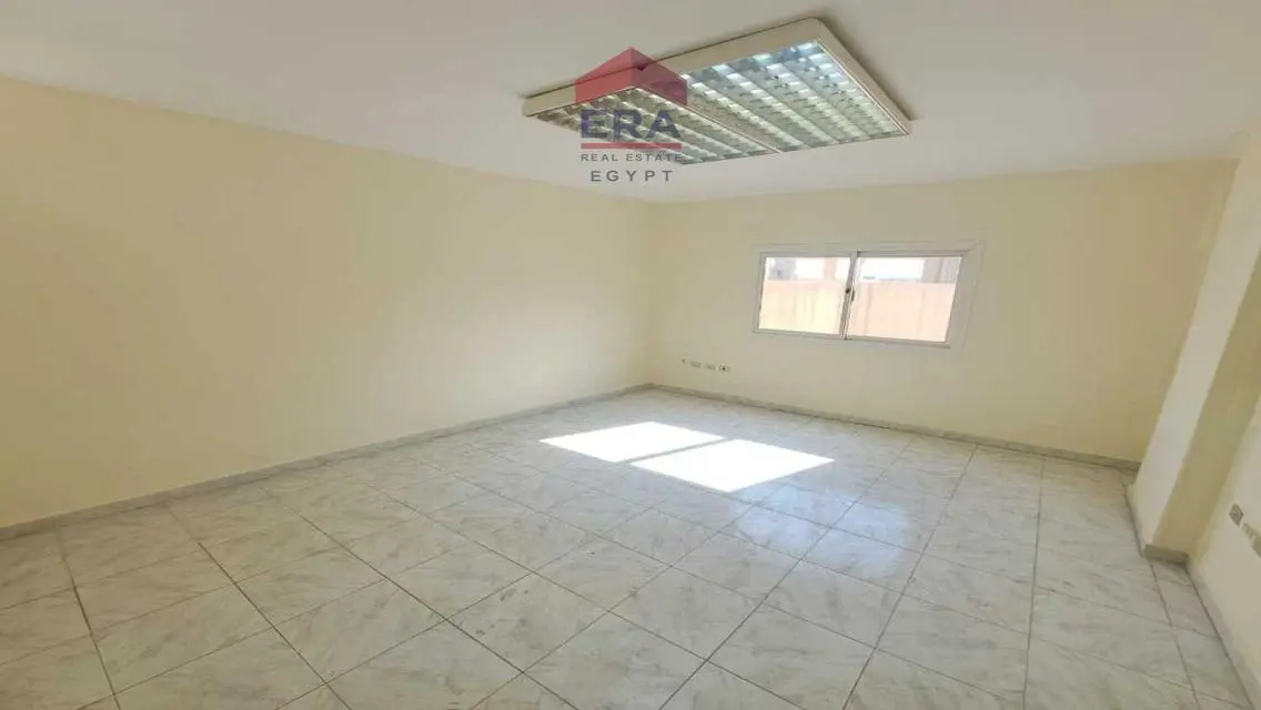 3-Bedroom Apartment for Sale - 1500 Square Meters at 350,000 EGP