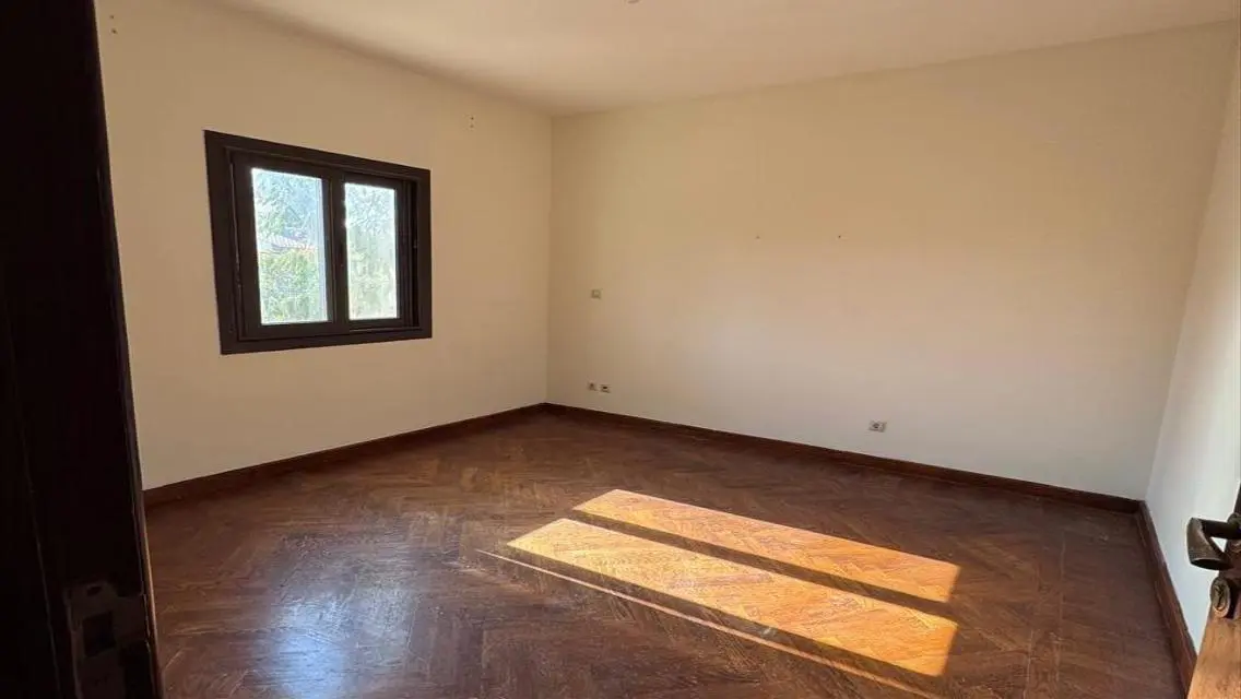 Luxury Apartment of 347 Sqm with Private Garden and Pool