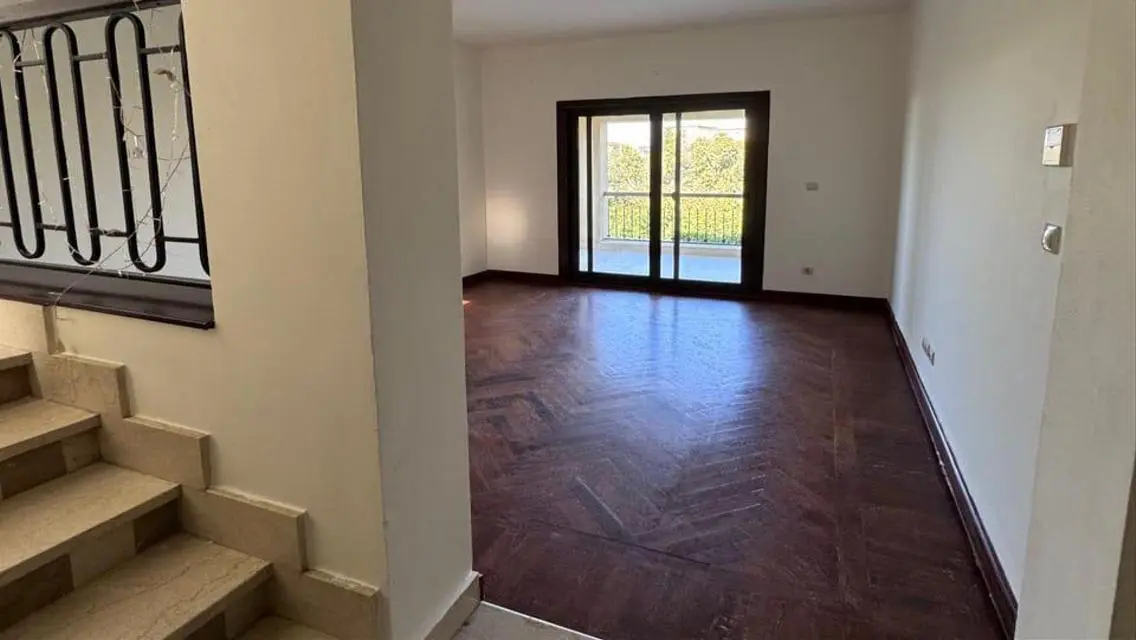 Luxury Apartment of 347 Sqm with Private Garden and Pool