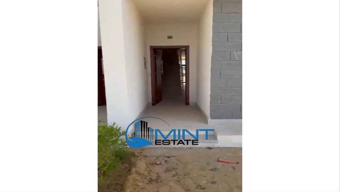 Luxury Villa for Sale with Private Garden and Shared Pool