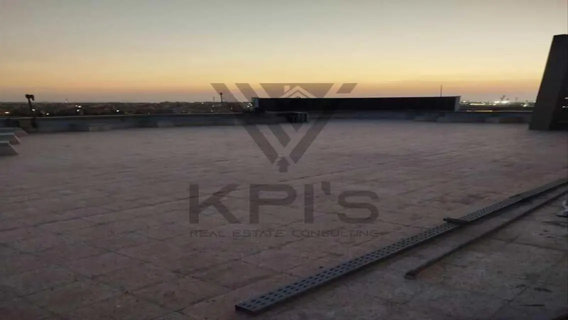Luxury Apartment with Spacious Amenities