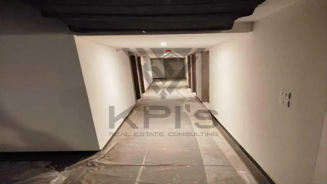 Luxury Apartment with Spacious Amenities