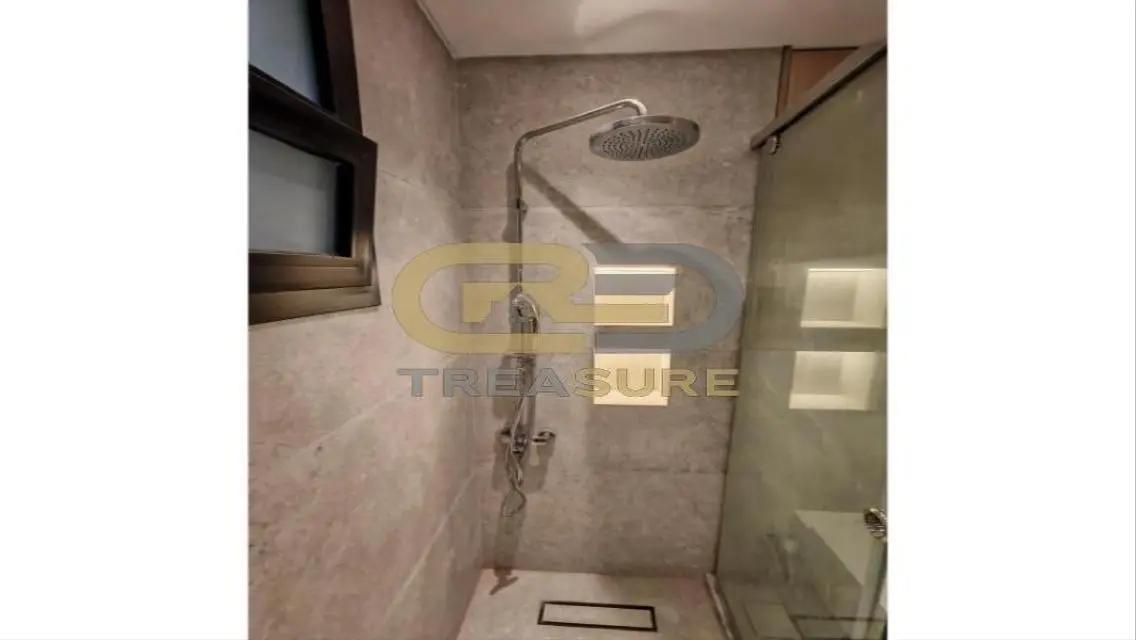 New Apartment with 45 sqm, Balcony and Central Air Conditioning